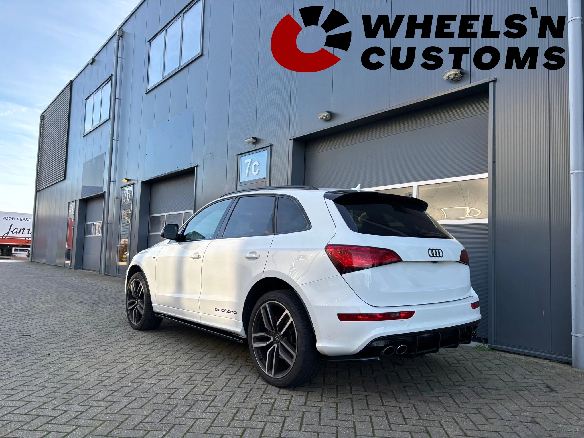 Audi SQ5 - Voorzien van Maxton Design onderdelen