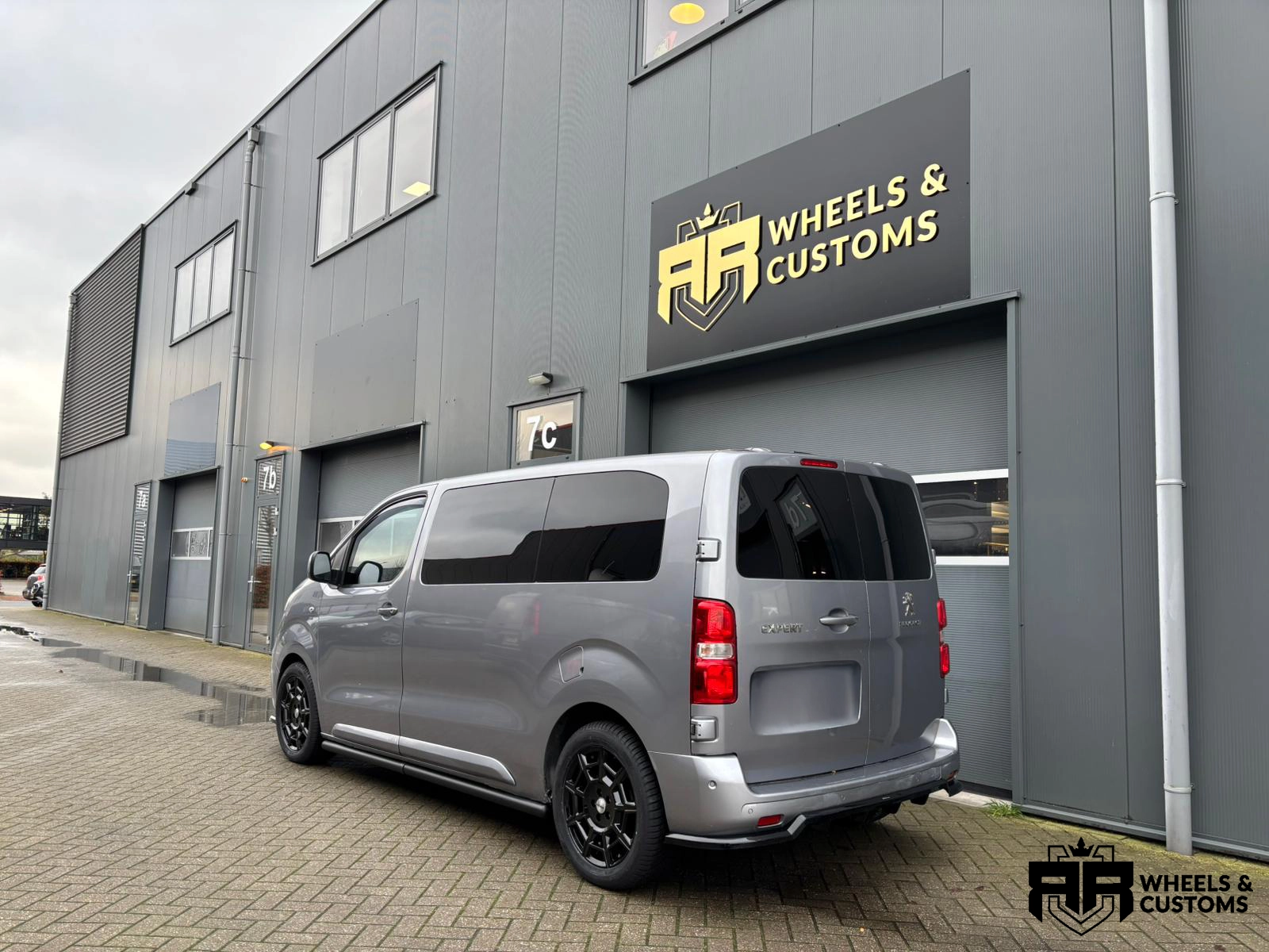 Peugeot Expert - GMP PERVAN Zwart 18inch - 5x108 7,5J ET42