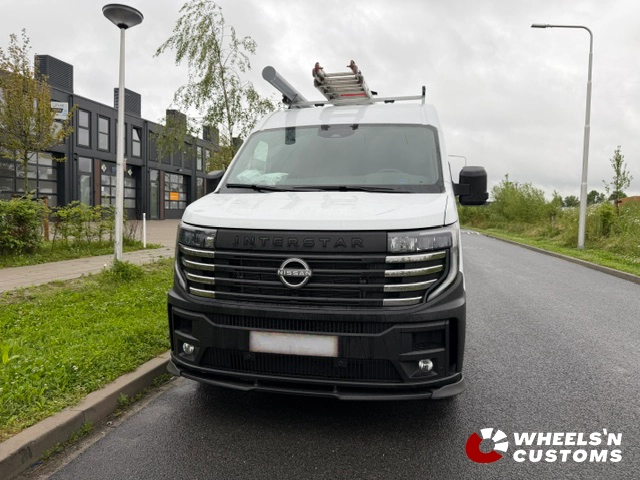 Nissan Interstar 2024 voorzien van Maxton Design onderdelen
