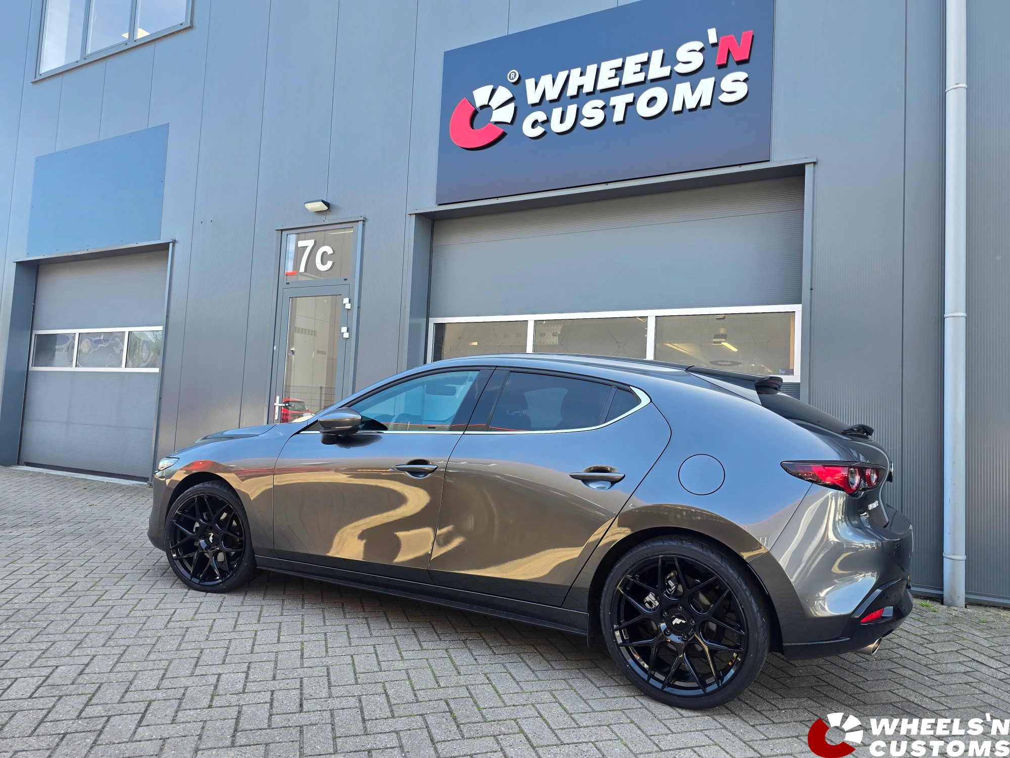 Mazda 3 Hatchback 2025  - 19 inch JR JR18 GLOSS BLACK - 8.5J ET45 