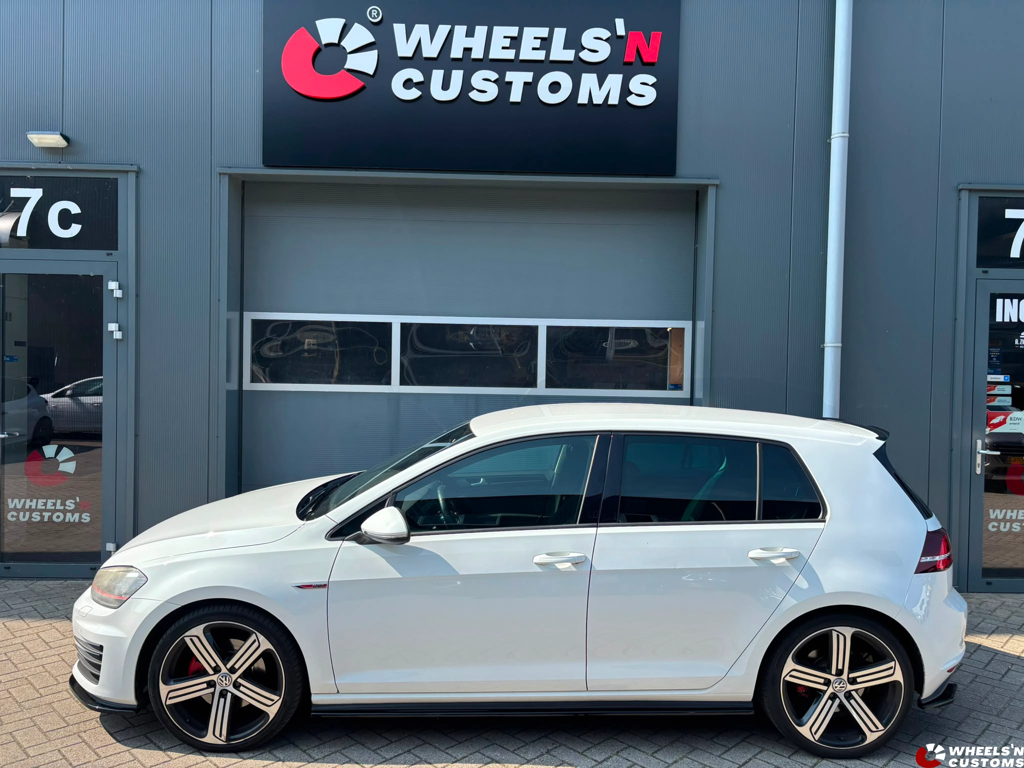Volkswagen Golf Mk7 voorzien van One Way onderdelen